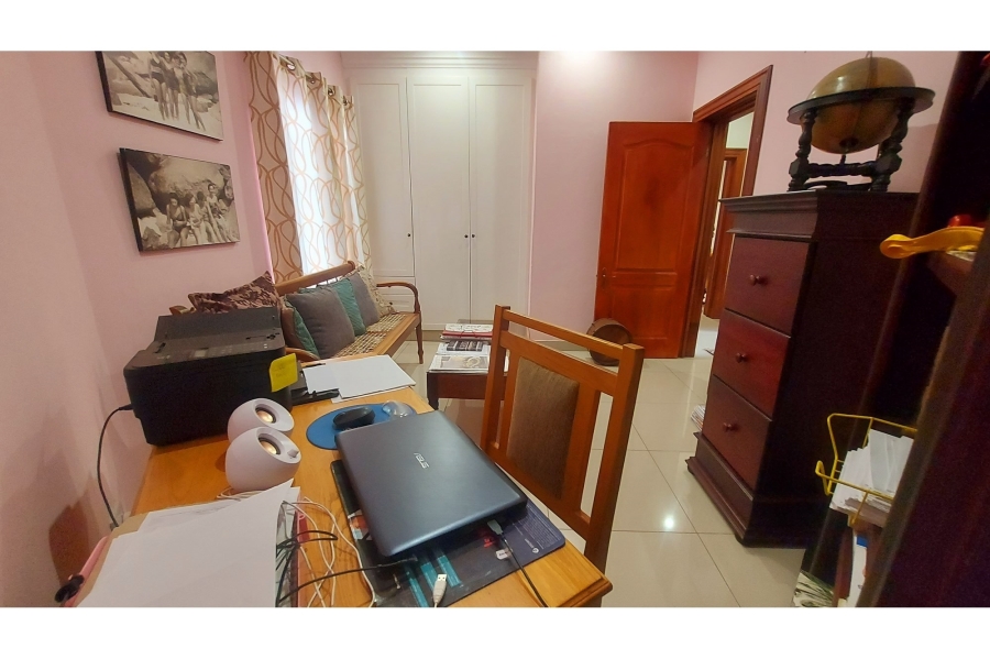 3 Bedroom Property for Sale in Meerhof North West